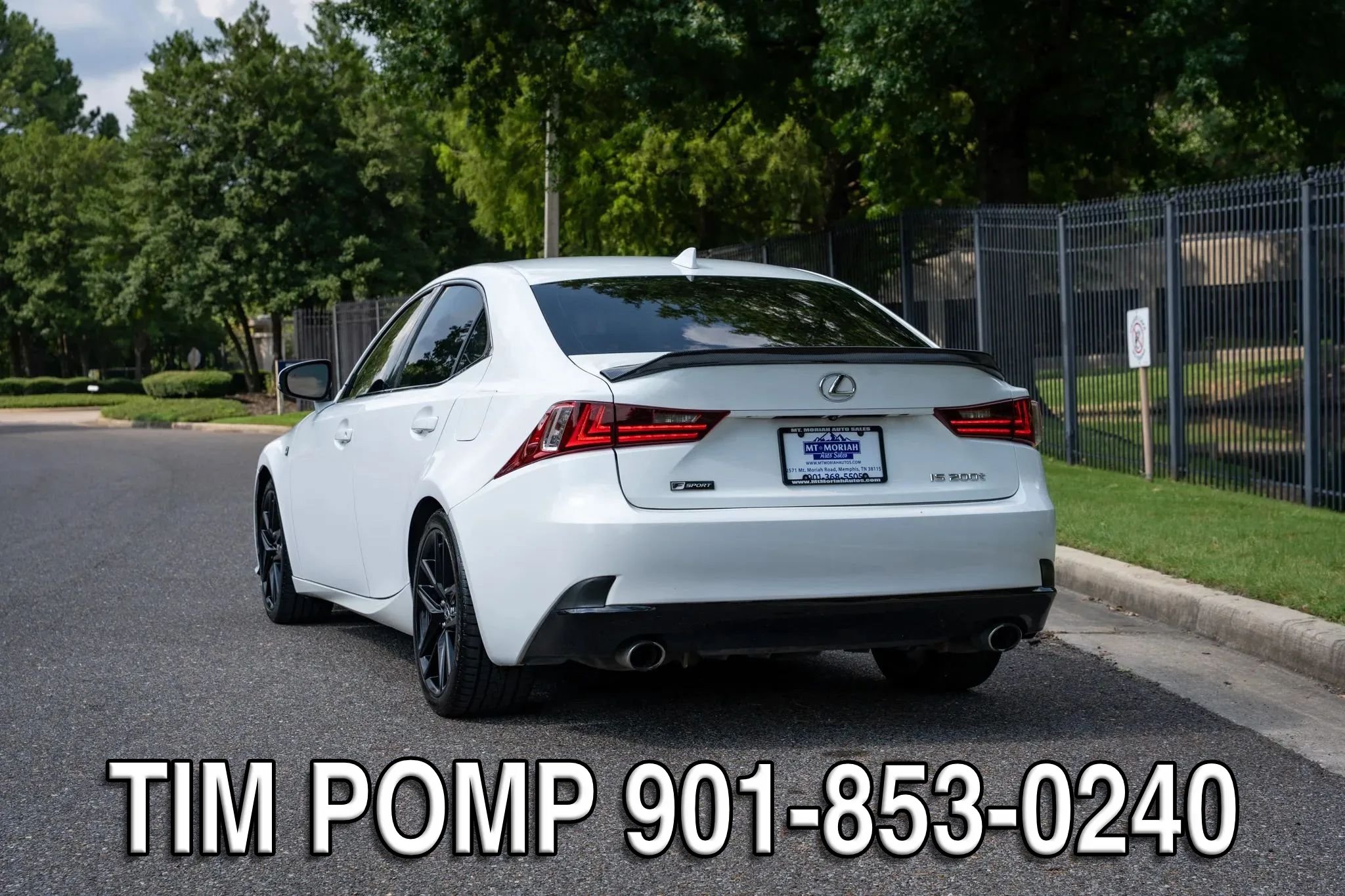 Used 2016 Lexus IS 200t w/ F Sport Package RWD image 7