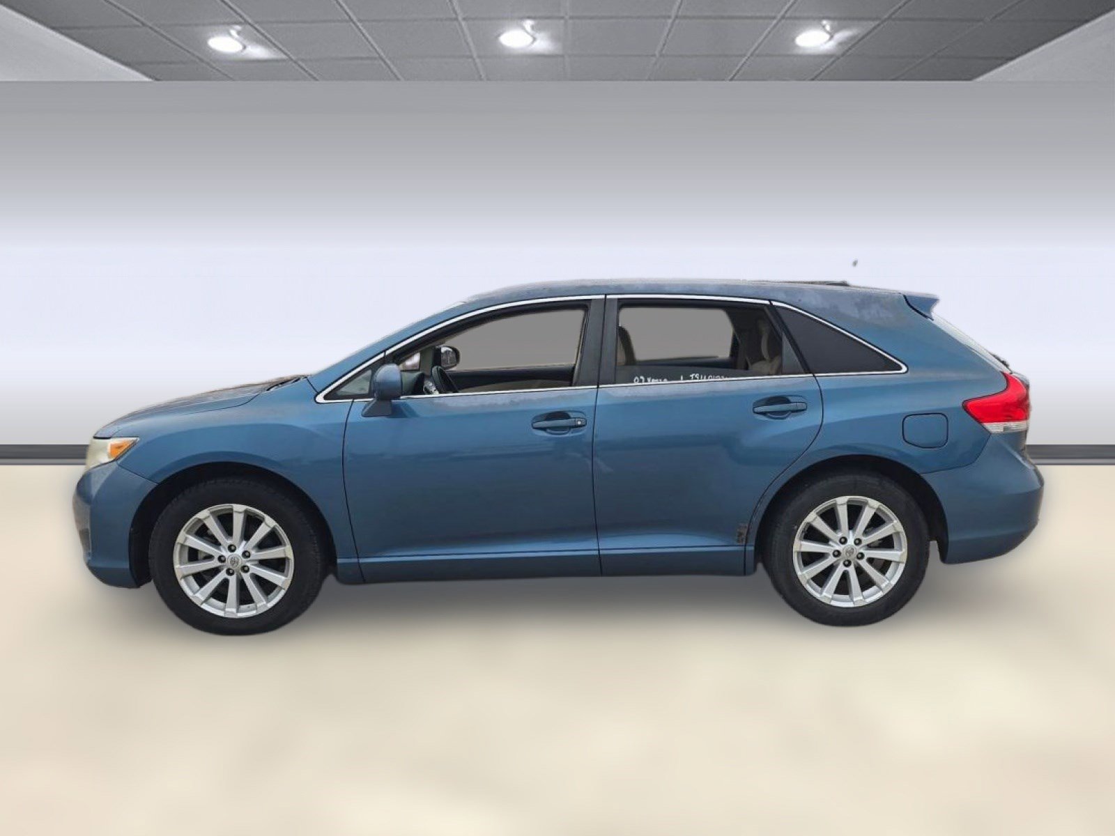 Used 2009 Toyota Venza image 2