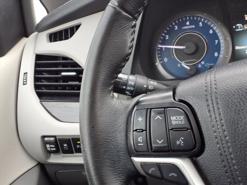 Used 2019 Toyota Sienna AWD image 16