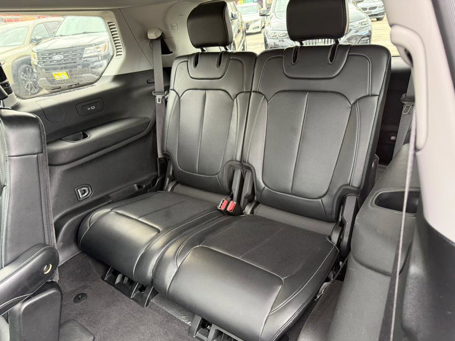 Used 2021 Jeep Grand Cherokee L Limited w/ Luxury Tech Group II image 11