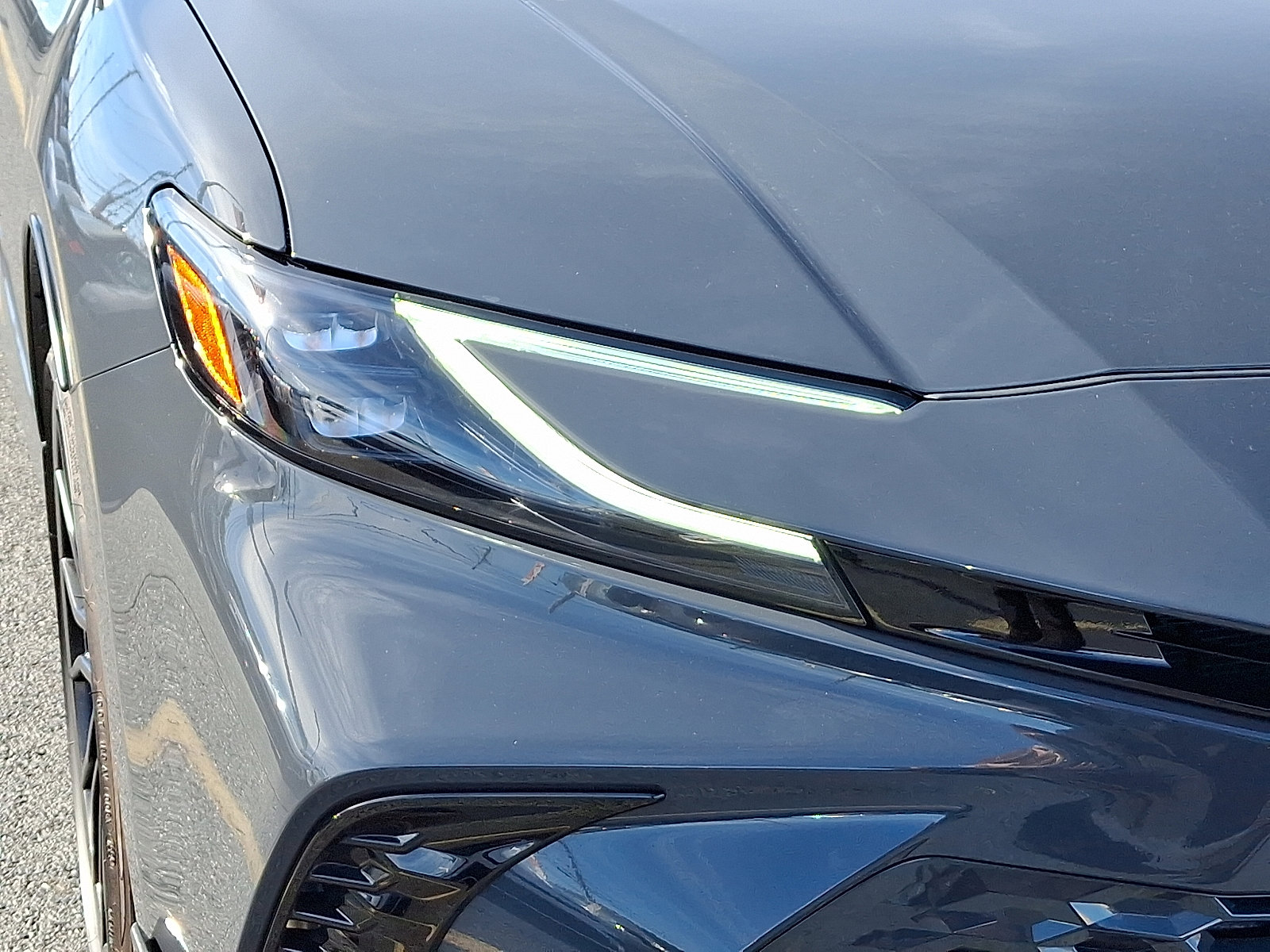 Used 2025 Toyota Camry XSE image 9