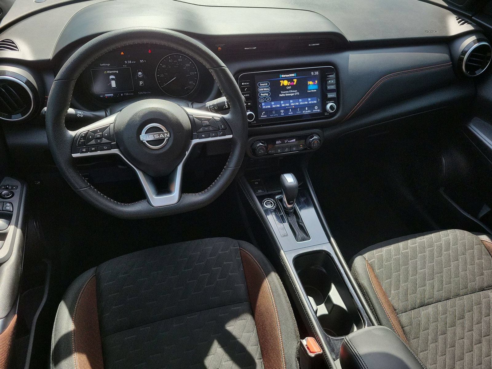 Used 2022 Nissan Kicks SR w/ Interior Electronics Package FWD image 19