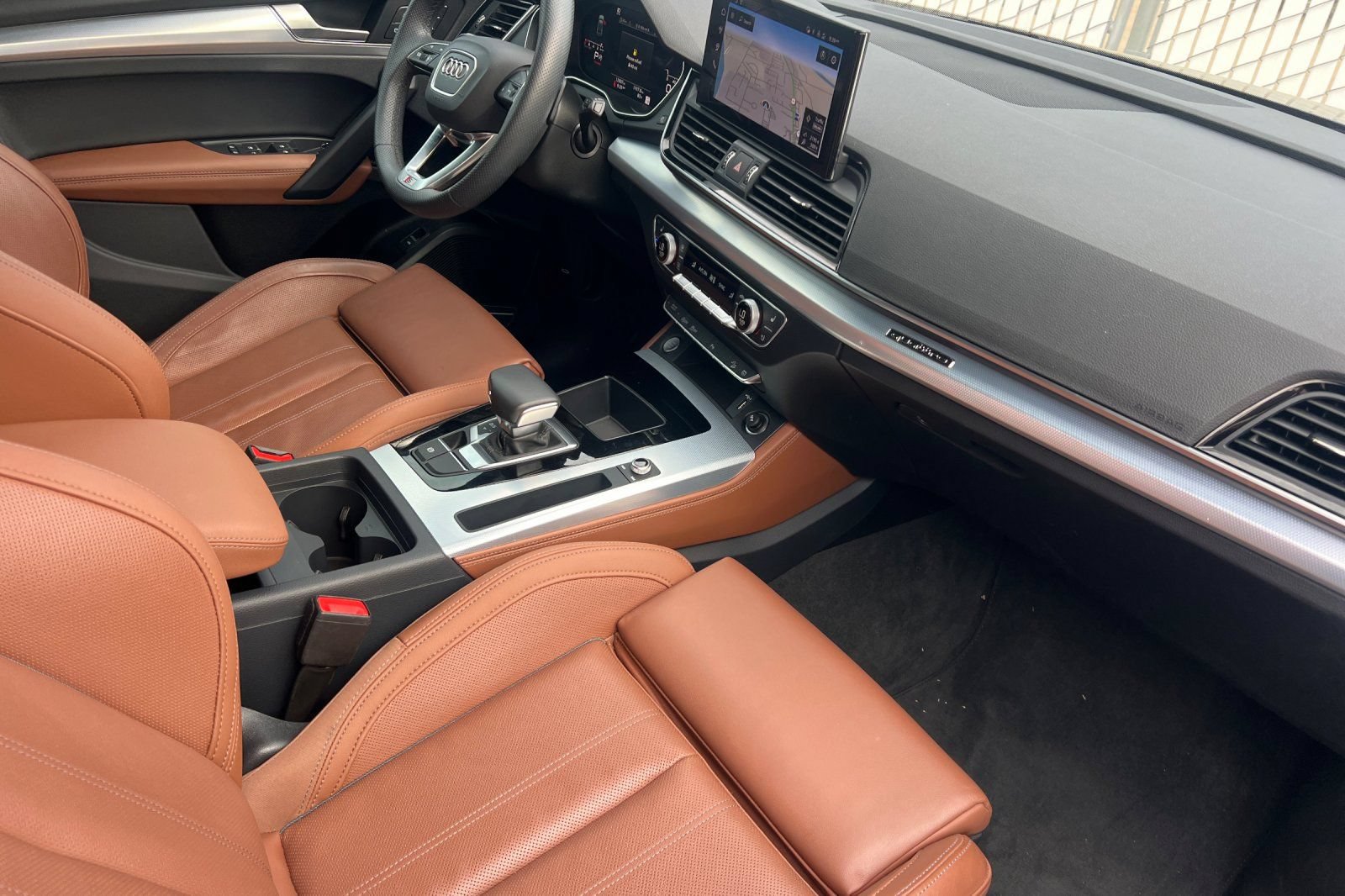 Used 2025 Audi Q5 2.0T Premium Plus AWD/4WD image 13