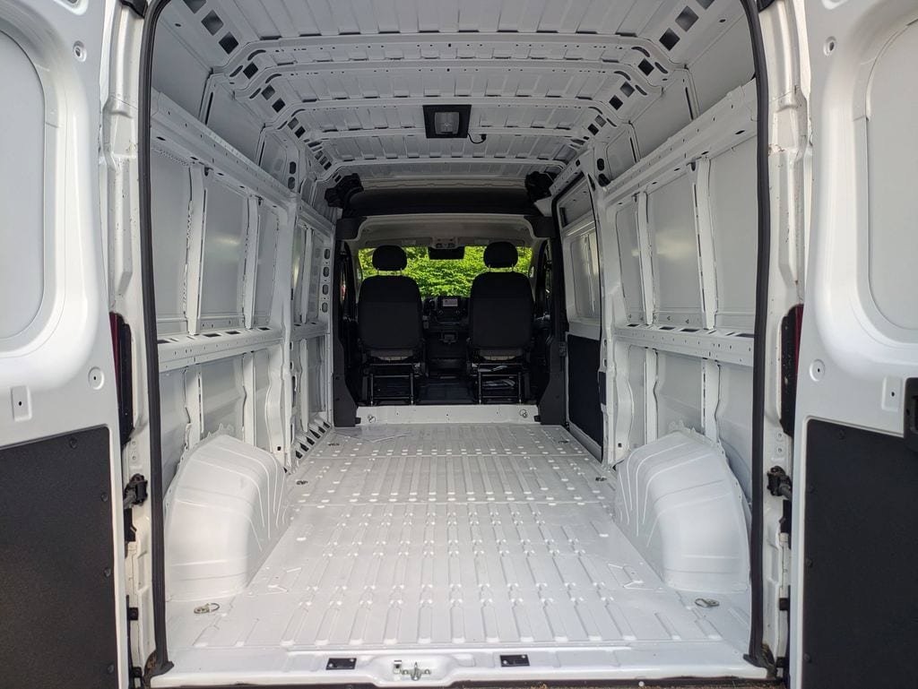 New 2025 RAM ProMaster 3500 w/ Convenience Group FWD image 22