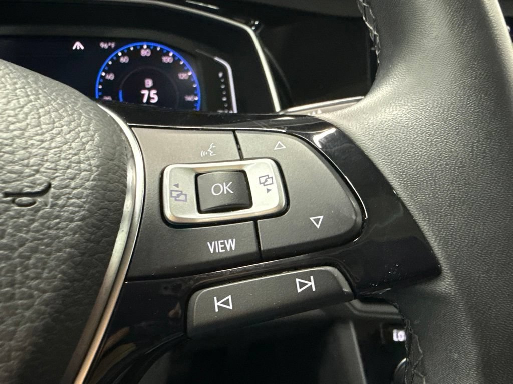 Used 2020 Volkswagen Jetta SEL FWD image 24