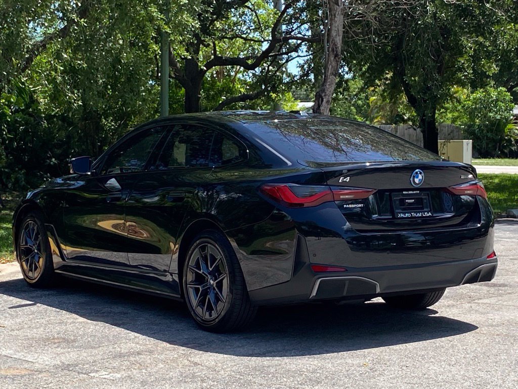 Used 2023 BMW i4 eDrive40 w/ Premium Package RWD image 6