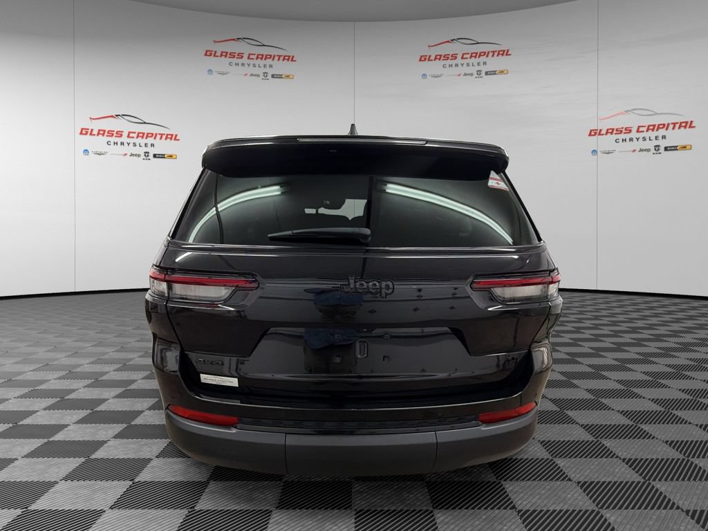 Used 2024 Jeep Grand Cherokee L Laredo AWD/4WD image 6