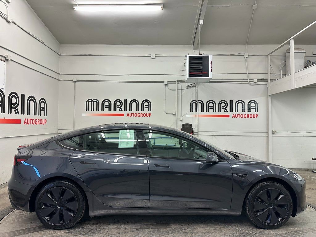 Used 2025 Tesla Model 3 Long Range image 9