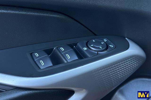 Used 2024 Chevrolet Trax LS w/ LS Convenience Package image 12