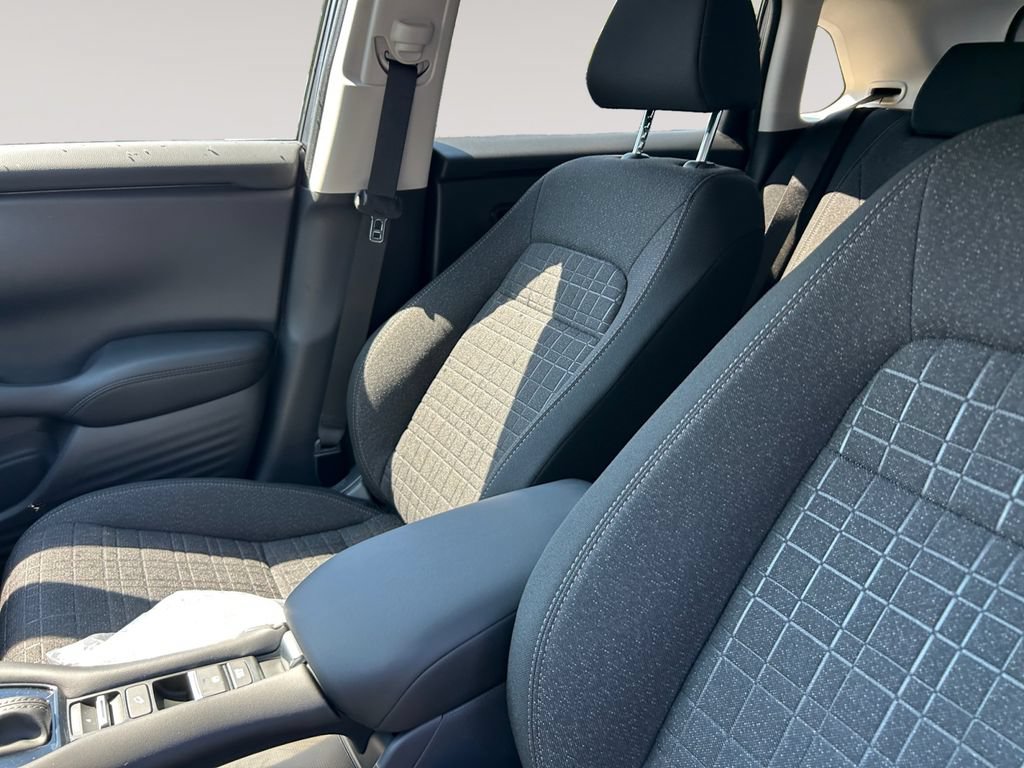 New 2027 Honda HR-V LX image 15
