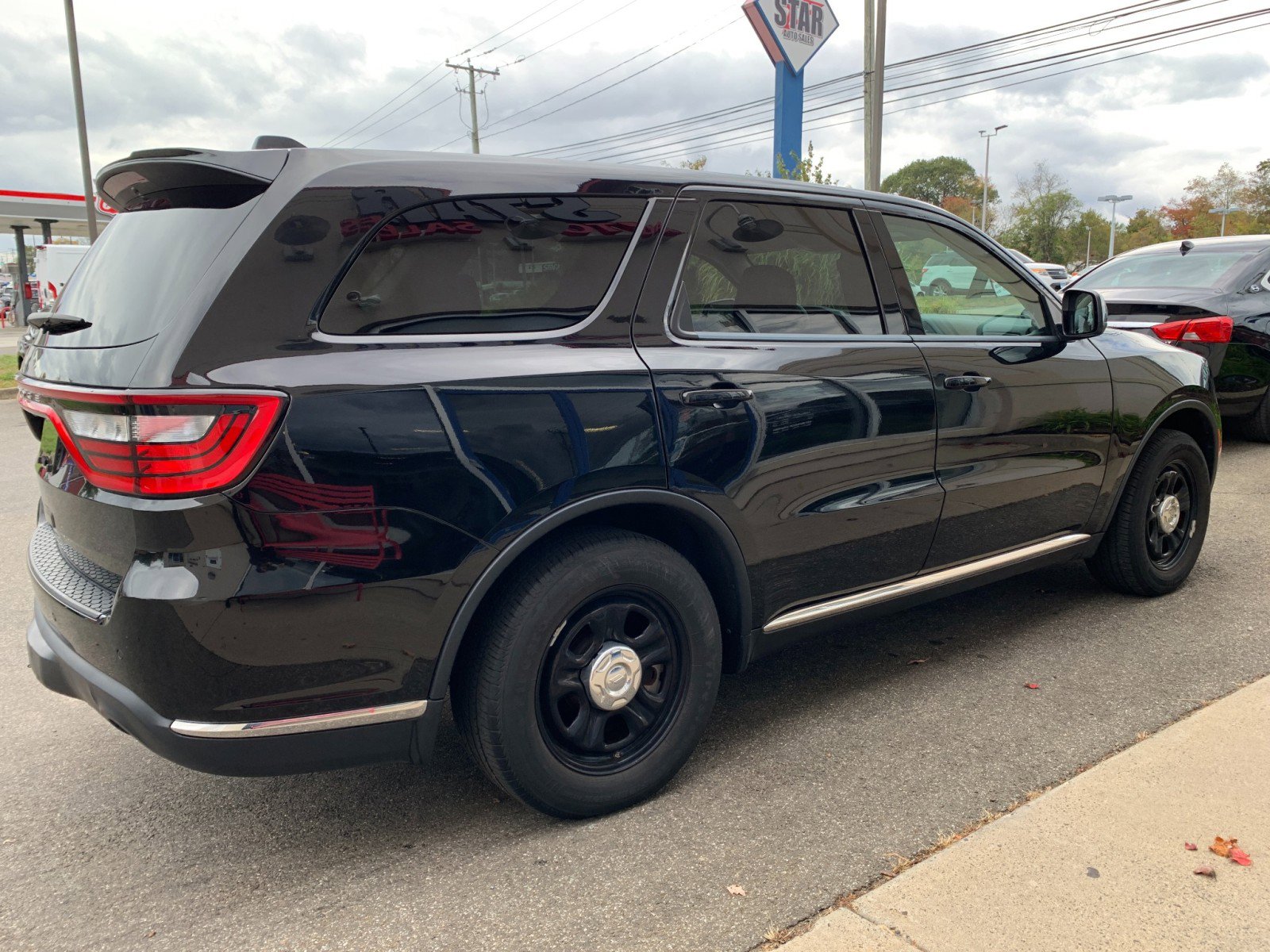 Used 2022 Dodge Durango AWD image 7