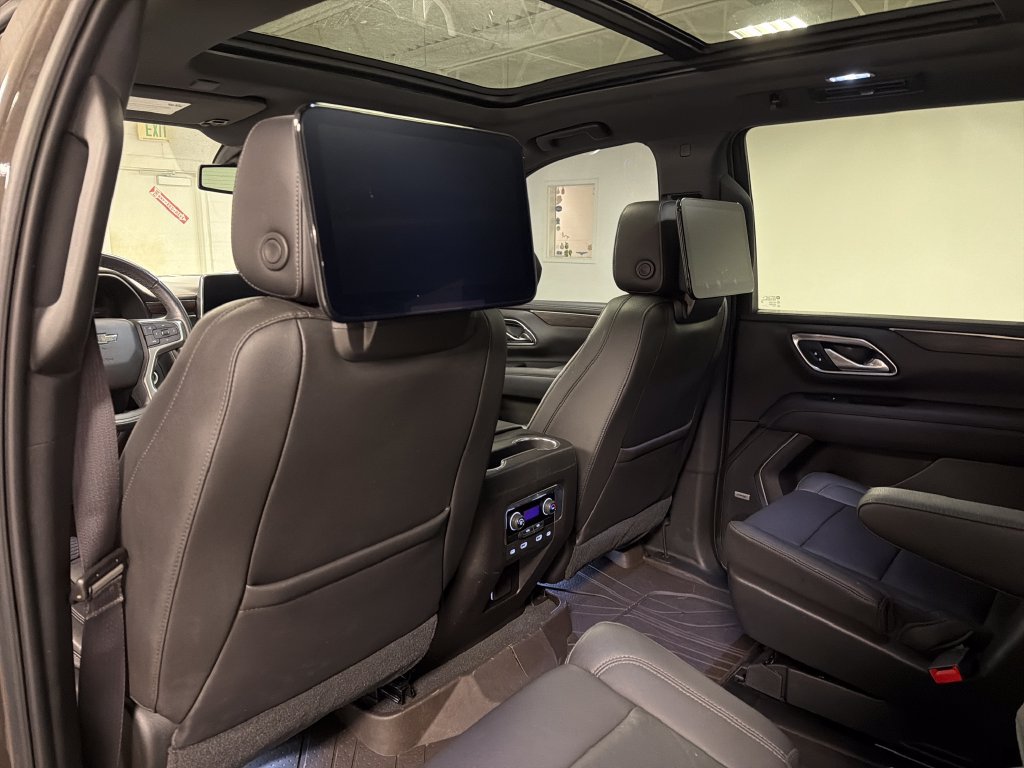 Used 2021 Chevrolet Tahoe Z71 w/ Rear Media and Nav Package AWD/4WD image 35