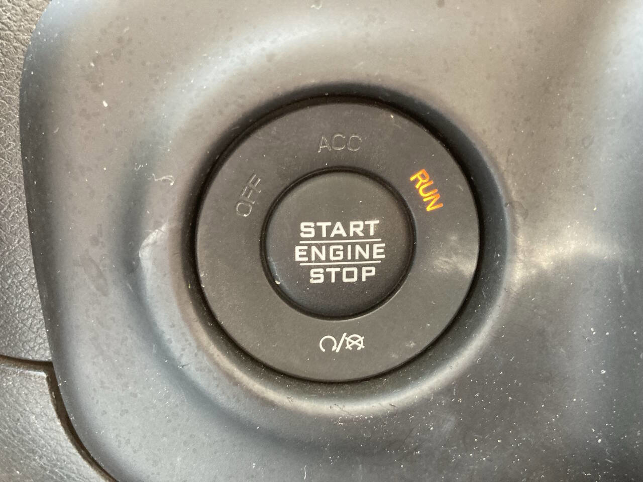 Used 2018 Jeep Wrangler Unlimited Sport S image 32