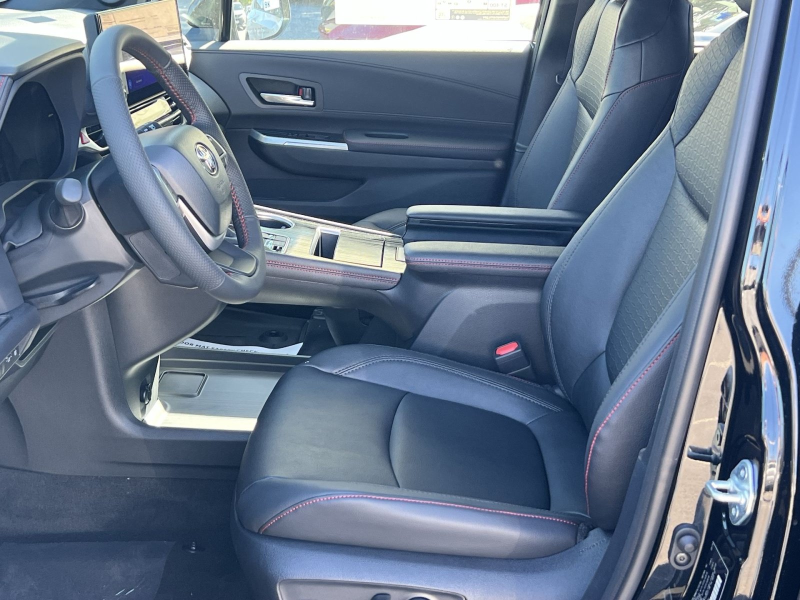 New 2026 Toyota Sienna XSE AWD/4WD image 7
