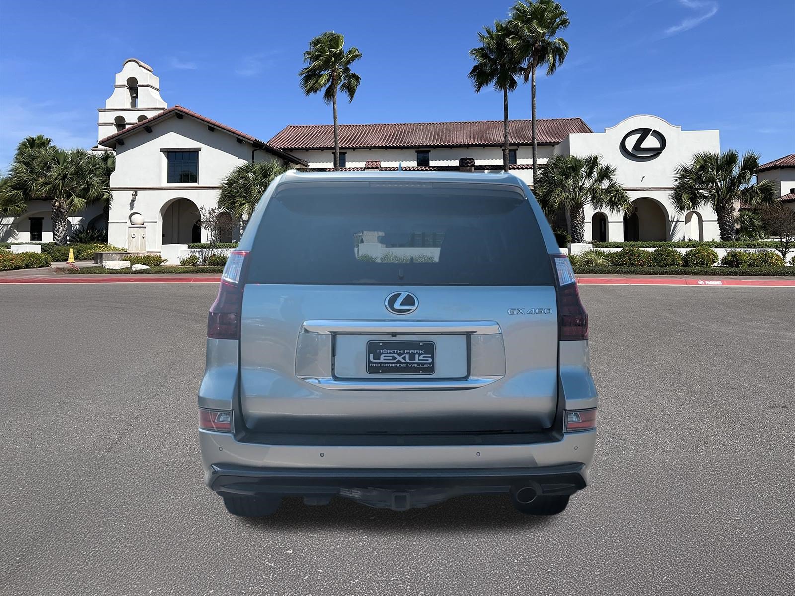 Used 2021 Lexus GX 460 Premium AWD/4WD image 3
