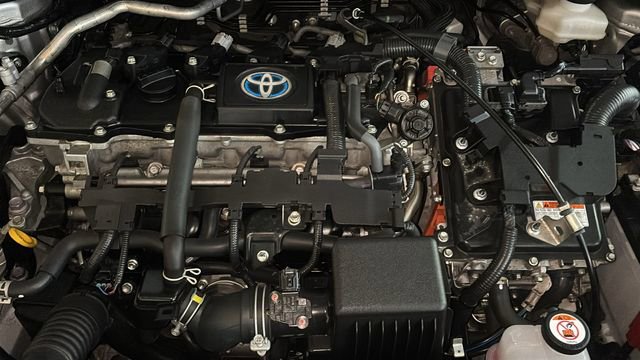 Used 2024 Toyota Corolla LE image 31