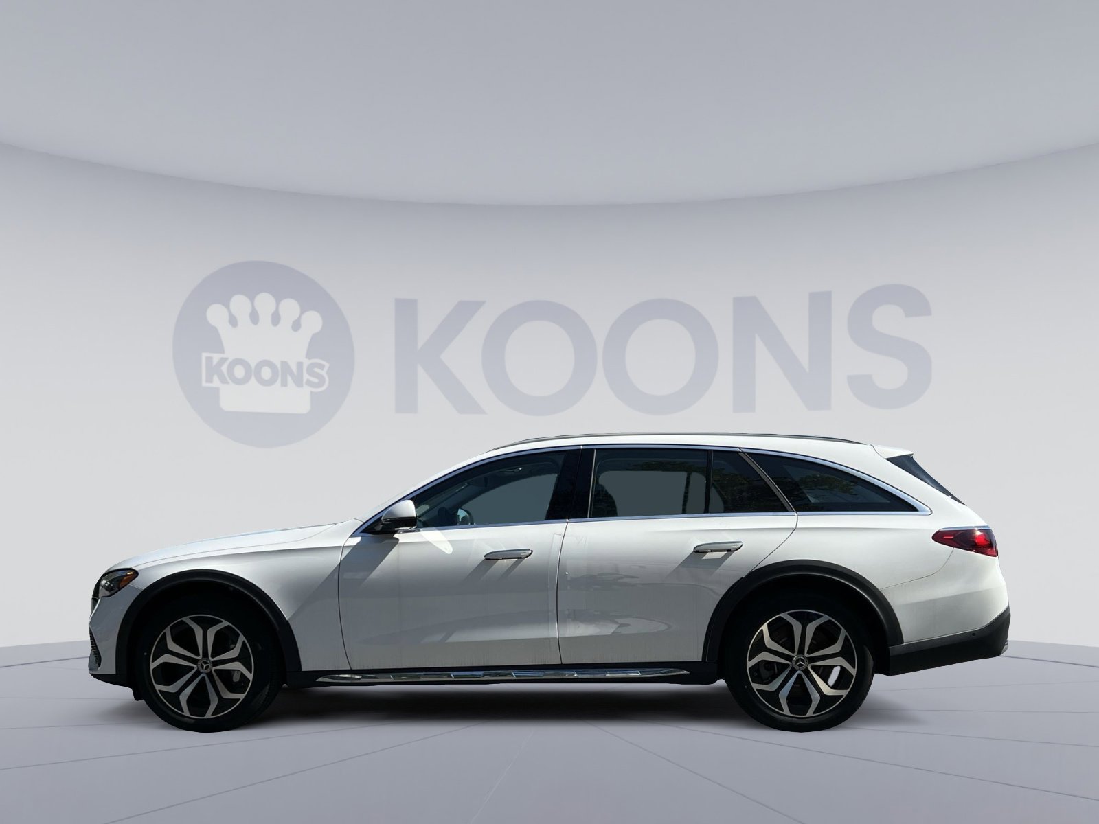 New 2025 Mercedes-Benz E 450 4MATIC All-Terrain Wagon image 2