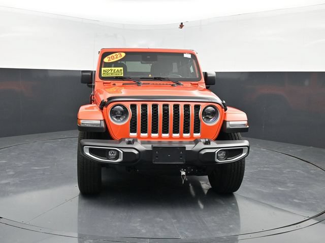 Used 2023 Jeep Wrangler Unlimited Sahara w/ LED Lighting Group AWD/4WD image 2