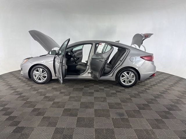 Used 2020 Hyundai Elantra SEL image 11