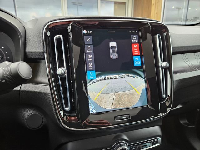 Used 2023 Volvo C40 P8 Recharge Ultimate image 26