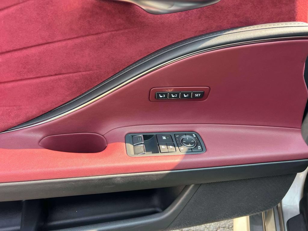 Used 2018 Lexus LC 500 Coupe w/ Sport Package RWD image 12