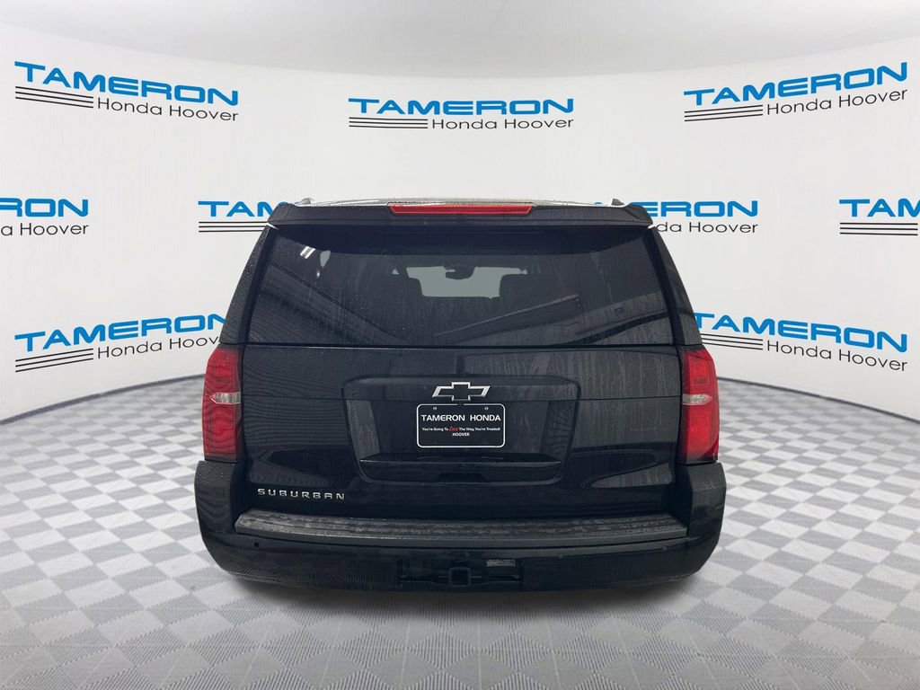 Used 2017 Chevrolet Suburban LT w/ LT Midnight Edition AWD/4WD image 4