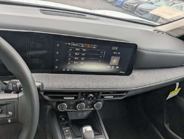 New 2027 Nissan Kicks S FWD image 21