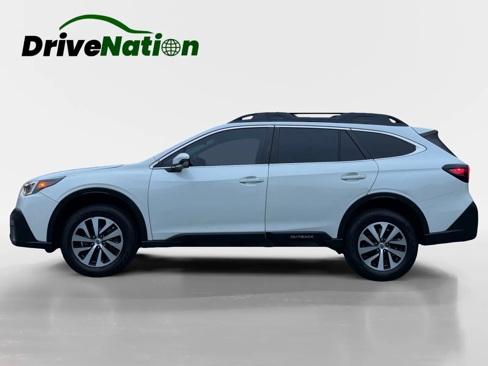 Used 2021 Subaru Outback Premium AWD/4WD image 2