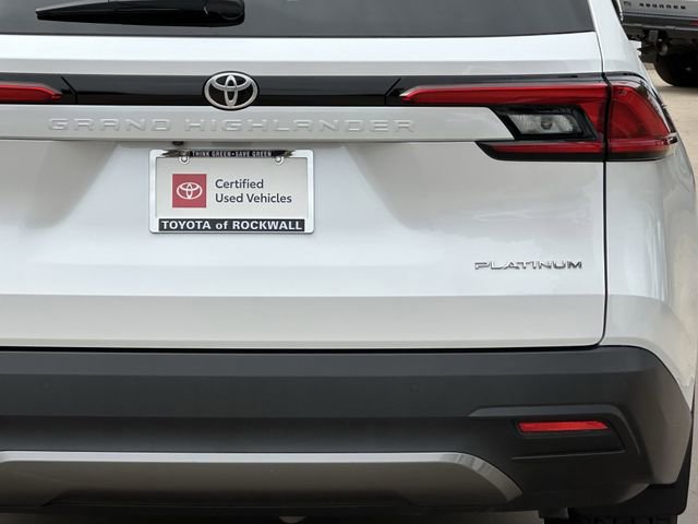 Used 2024 Toyota Grand Highlander Platinum image 6