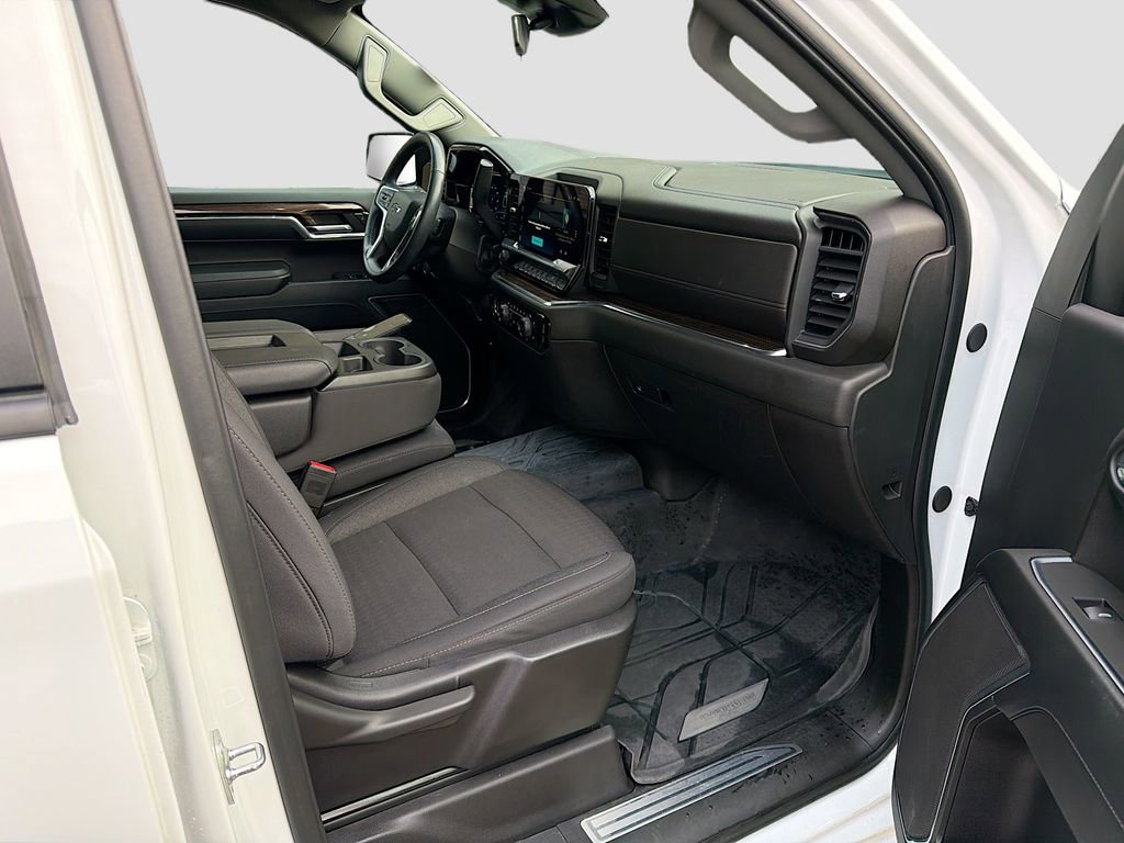 Used 2024 Chevrolet Silverado 1500 RST w/ Protection Package image 14