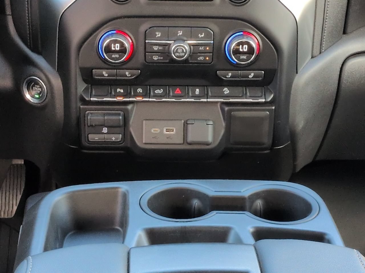 Used 2020 Chevrolet Silverado 1500 RST AWD/4WD image 19