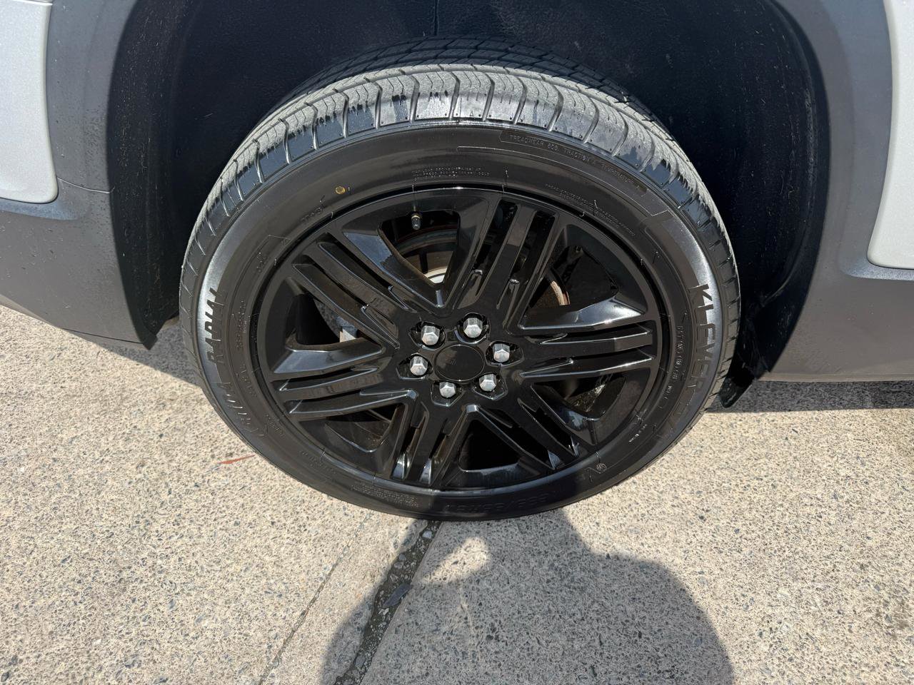 Used 2017 GMC Acadia SLT AWD/4WD image 10