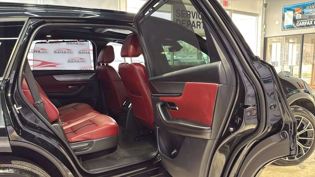 Used 2025 MAZDA CX-70 Plug-In Hybrid w/ Premium Plus AWD/4WD image 55