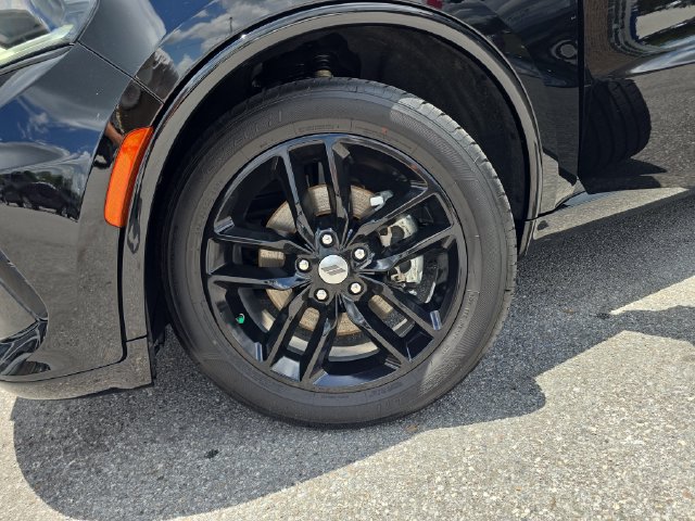 Used 2024 Dodge Durango GT RWD image 32