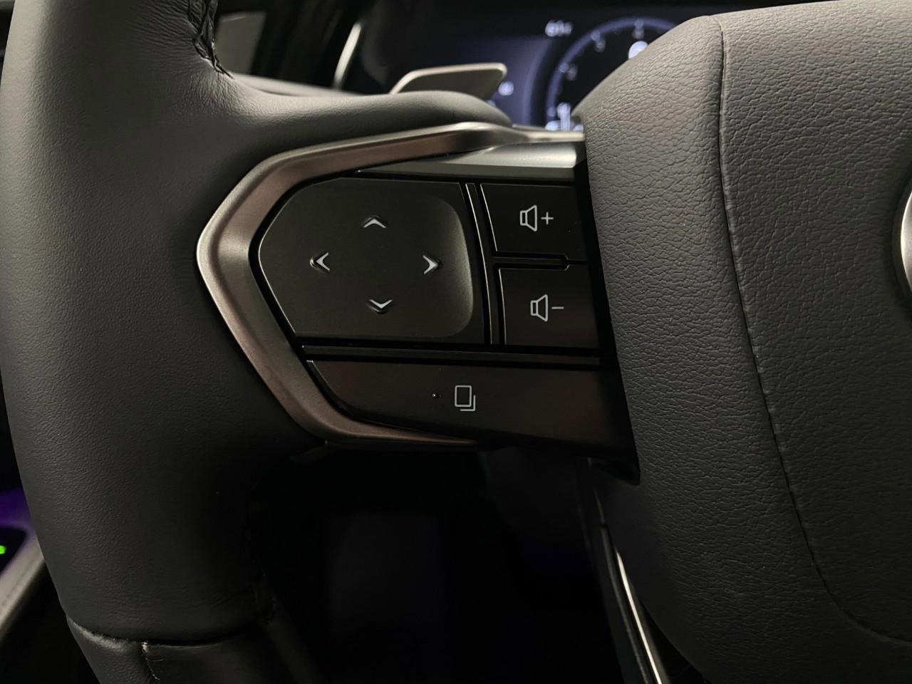 New 2025 Lexus RX 350 AWD image 16