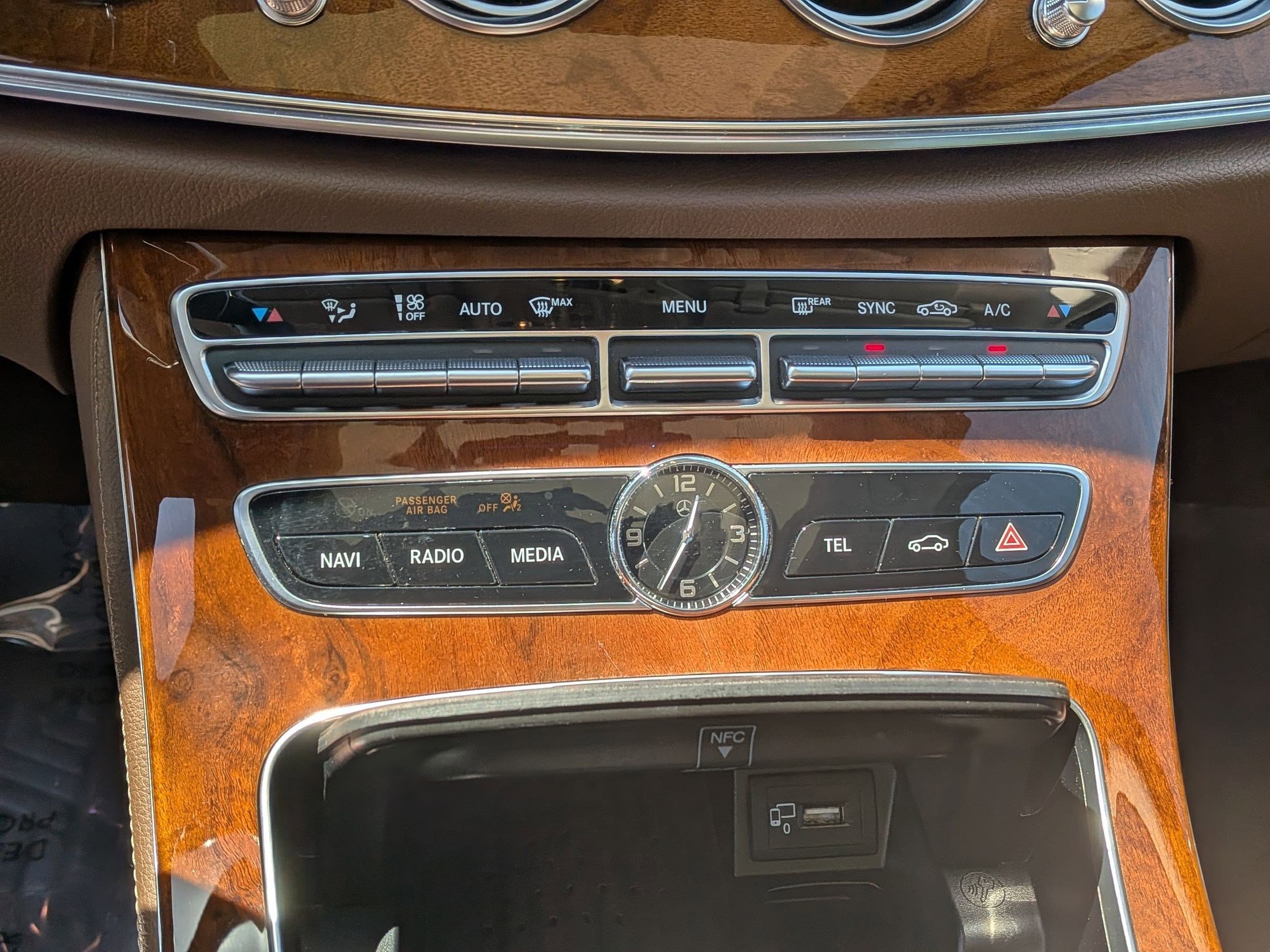 Used 2019 Mercedes-Benz E 450 4MATIC Wagon image 23