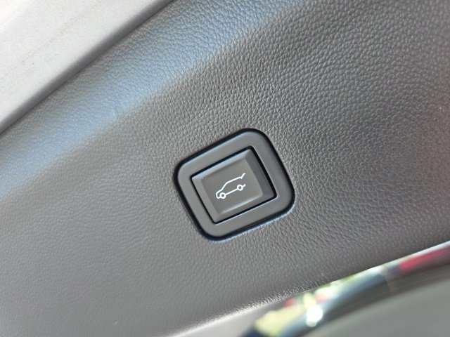 Used 2024 Buick Enclave Premium image 62