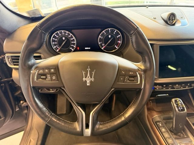 Used 2021 Maserati Levante AWD/4WD image 18