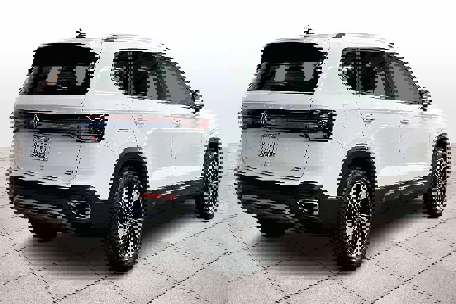 Used 2025 Volkswagen Taos SE image 16