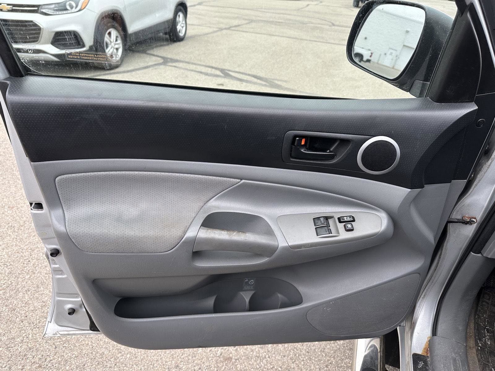 Used 2007 Toyota Tacoma 4x4 Access Cab V6 image 13