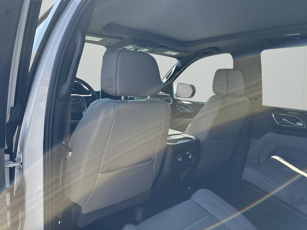 Used 2023 GMC Yukon XL SLT RWD image 19