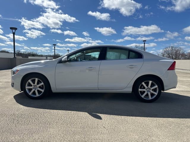 Used 2016 Volvo S60 T5 Premier image 4