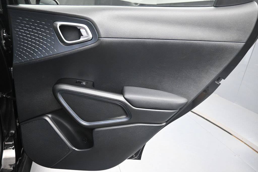 Used 2025 Kia Soul EX FWD image 26