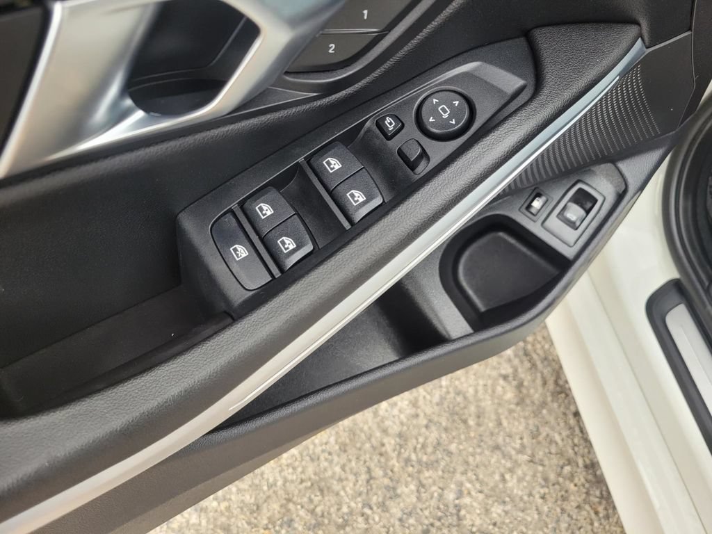Used 2024 BMW 330e xDrive AWD/4WD image 18