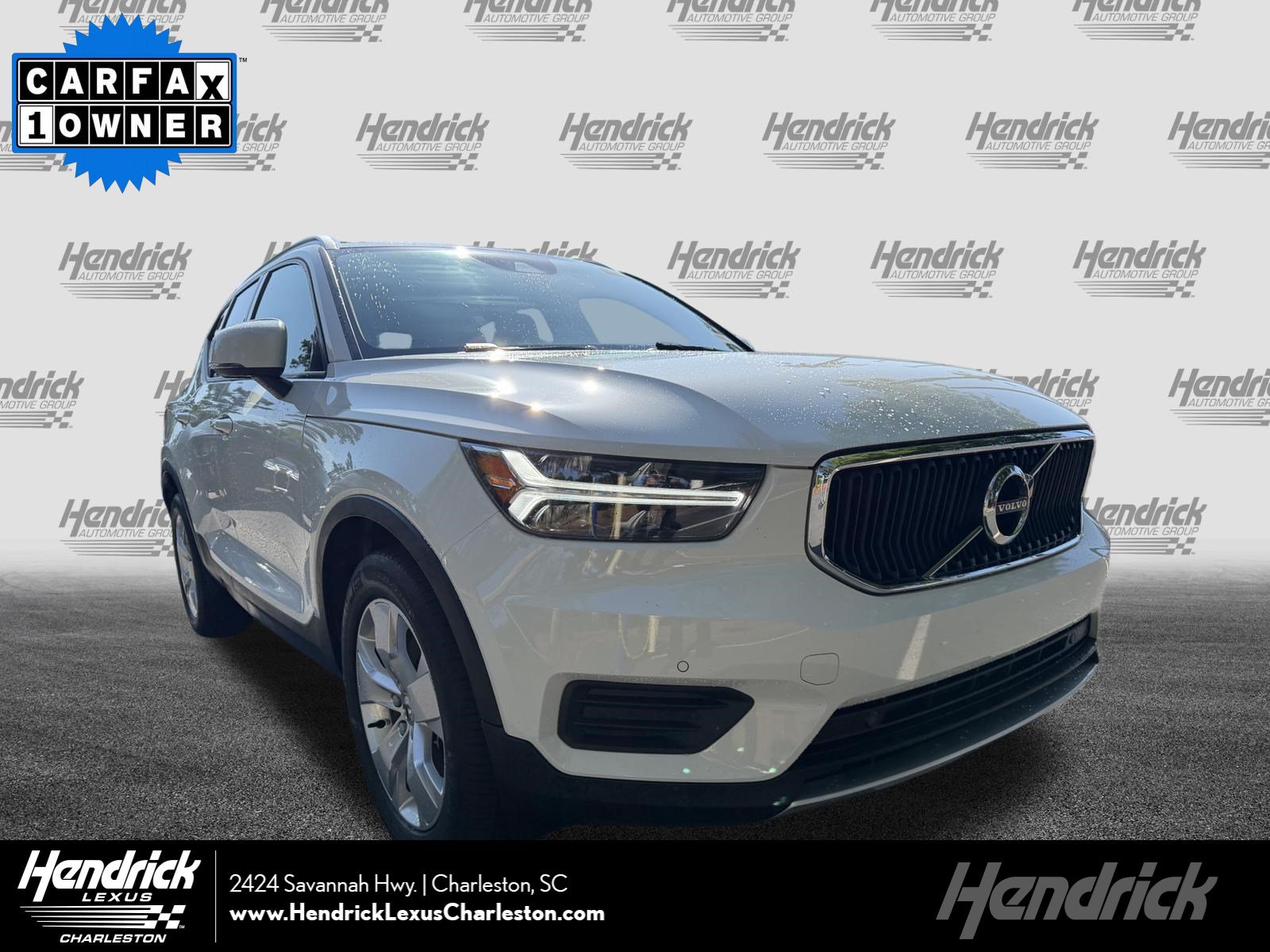 Used 2020 Volvo XC40 T5 Momentum
