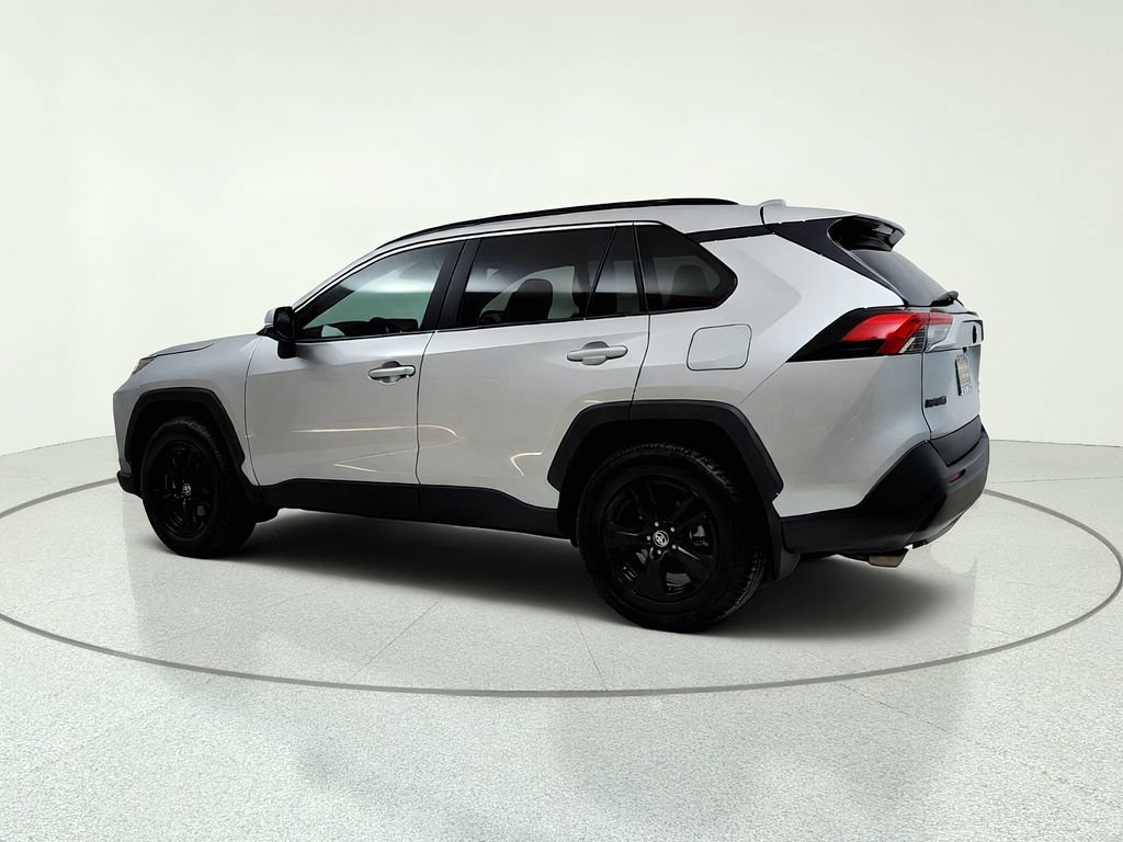 Used 2025 Toyota RAV4 XLE w/ Convenience Package AWD/4WD image 5