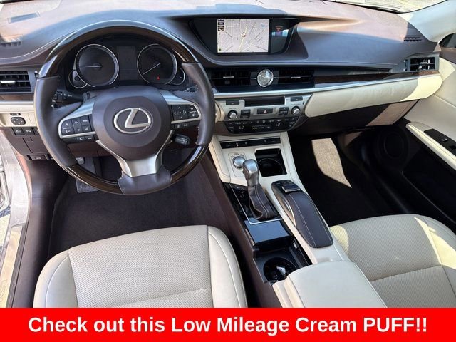 Used 2018 Lexus ES 350 w/ Navigation System Package FWD image 17