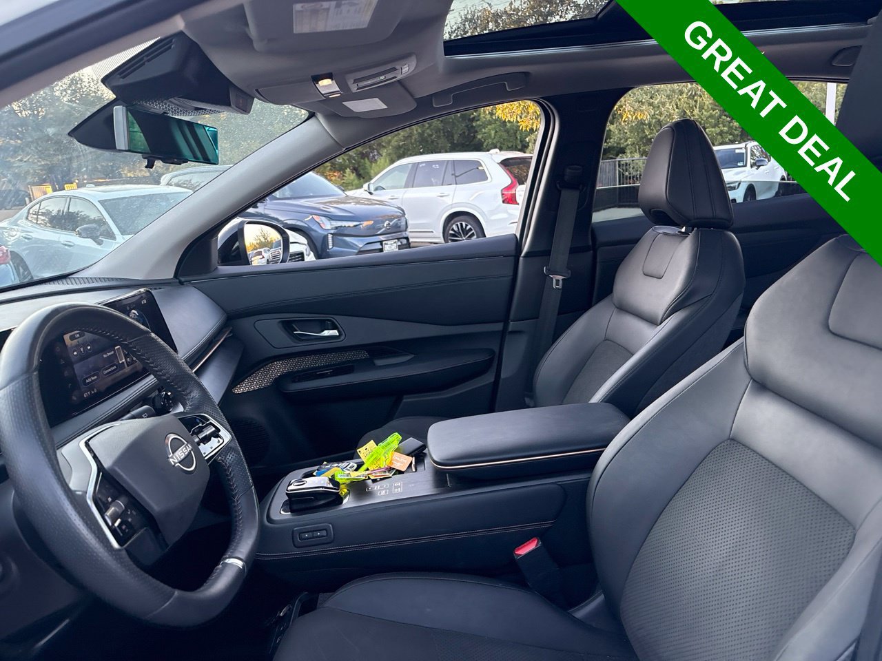 Used 2024 Nissan Ariya AWD image 19