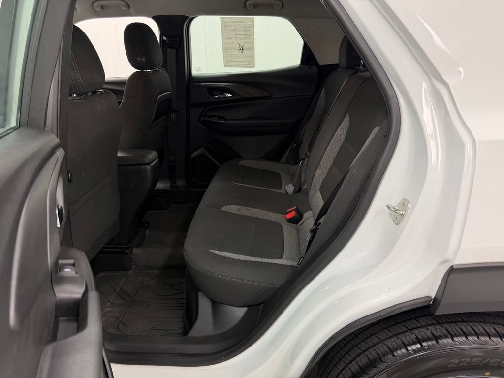 Used 2021 Chevrolet TrailBlazer LS FWD image 15