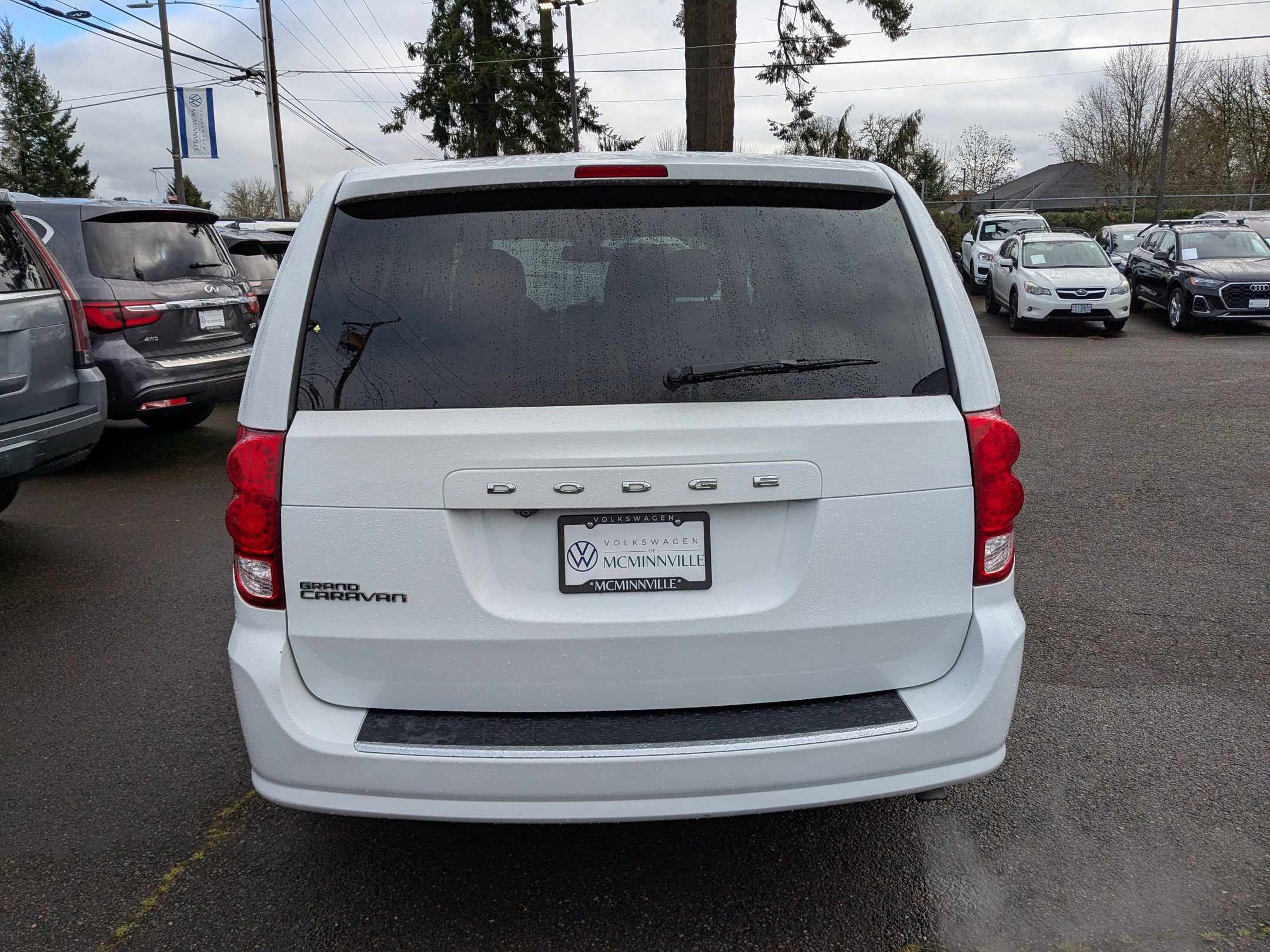 Used 2019 Dodge Grand Caravan SE image 4